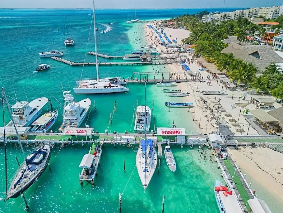 An Island Of Your Own On The Island - The Elegance Apartment Isla Mujeres